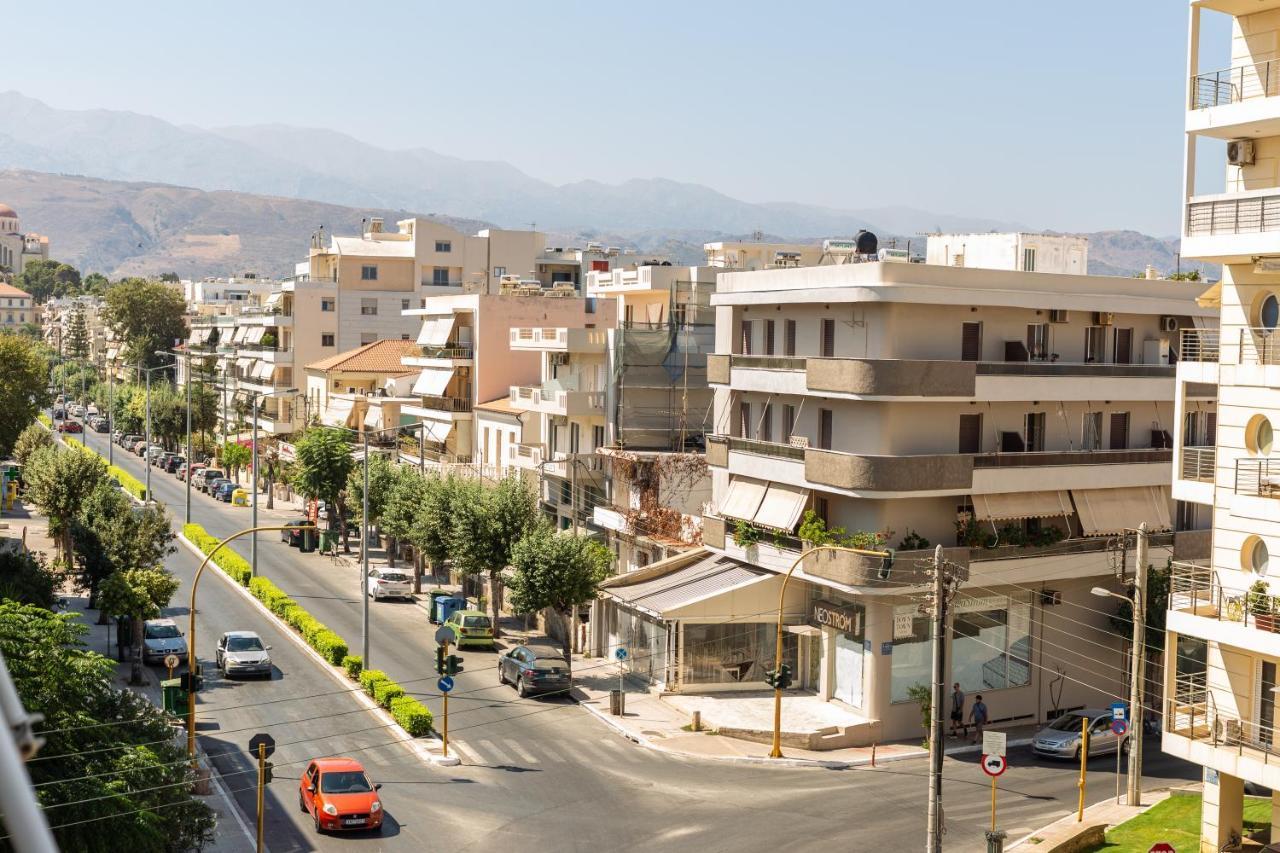 Central Luxurious Apartment With Sea View! Chania  Bagian luar foto